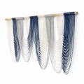 Wandbehang 150 x 110 cm aus Baumwollkordel in Blau Weiß Grau mit Holzstab im Boho Stil